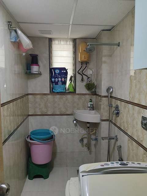 2 BHK Flat In Twin Tower Chs For Sale  In Andheri East