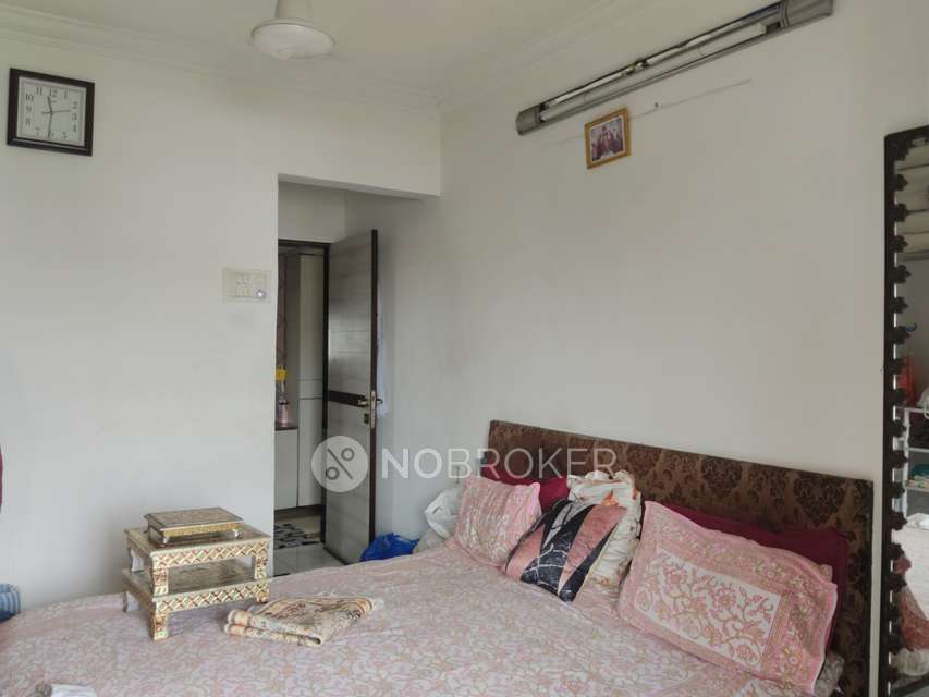 2 BHK Flat In Twin Tower Chs For Sale  In Andheri East