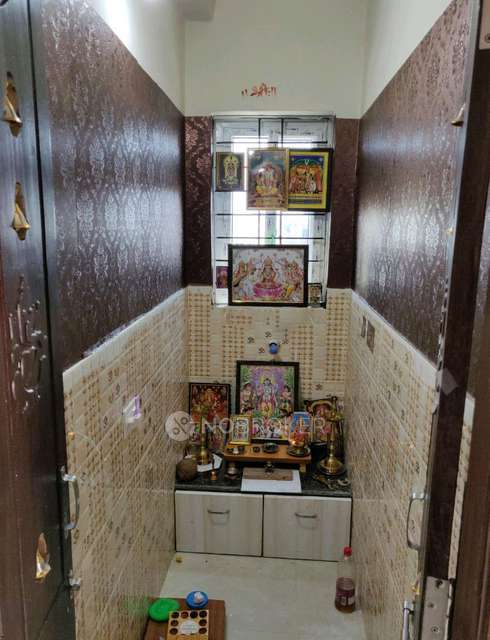 2 BHK Flat In Srivari Palace For Sale  In Secretariat Colony, 230, Balaji Nagar, Kyettaian Gouda Nilayam, Alkapoor, Raghavendra Colony, Hyderabad, Telangana 500089, India