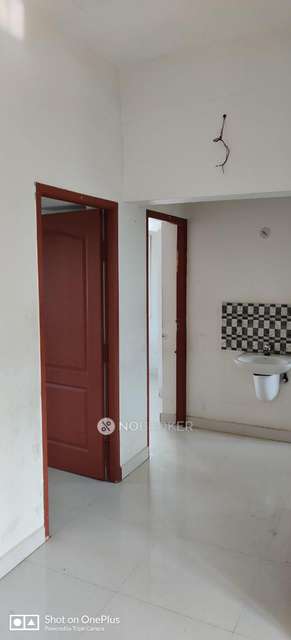 2 BHK Flat In Stand Alone  For Sale  In Pallikaranai
