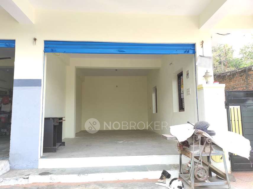 Godown/Warehouse in Begumpet, Hyderabad for Rent 