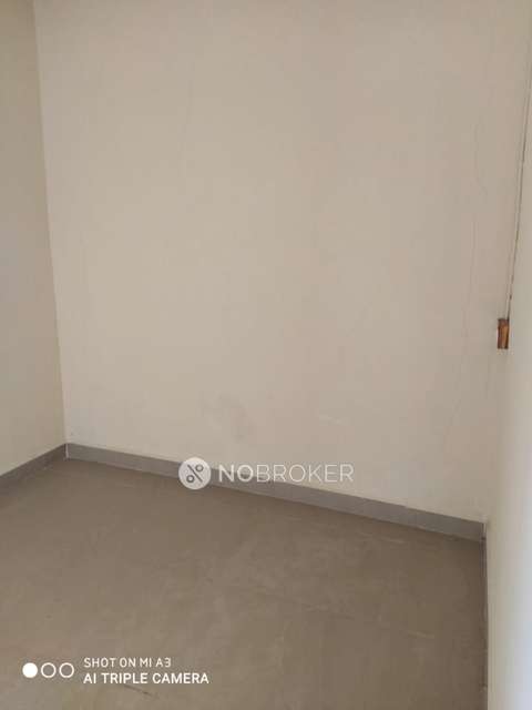 1 BHK Flat In Standalone Building  for Rent  In Fursungi