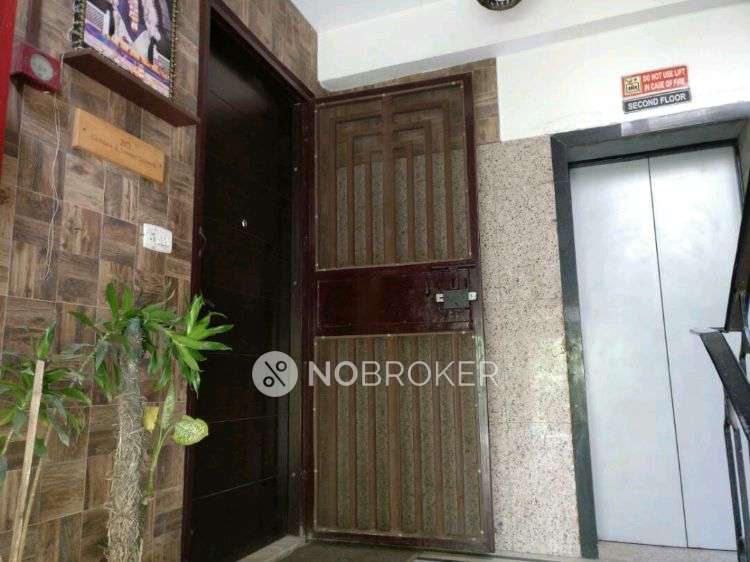 3 BHK Flat In Mahagun Manor For Sale  In Sector 50