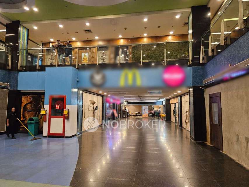 Showroom in Shahdara, Delhi for sale 