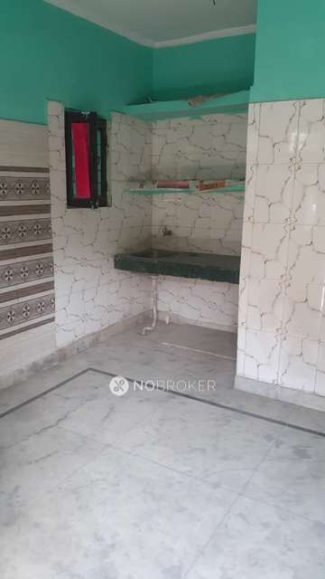 1 RK Flat for Rent  In Pratap Vihar