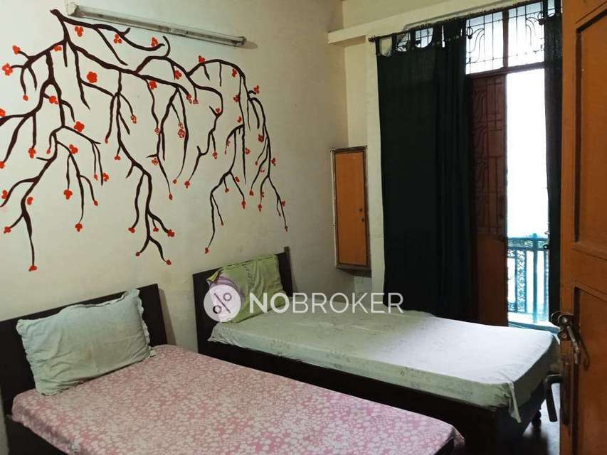 PG for Girls in Mayur Vihar