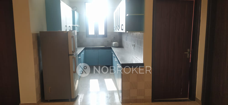 3 BHK Flat for Rent  In Islampur Colony, Sector 38