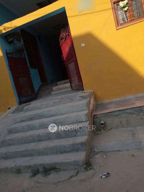 1 RK Flat In Standalone Building  for Rent  In Sector 57