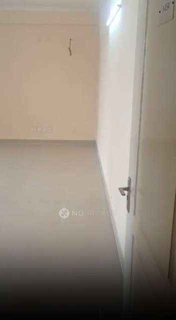 2 BHK Flat In Raheja Navodaya,  Sector 92 For Sale  In  Sector 92