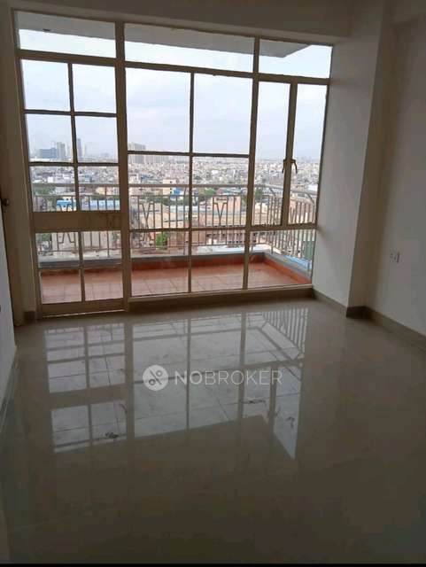 2 BHK Flat In Zara Aavaas For Sale  In Sector 104