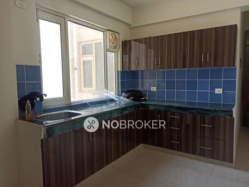 2 BHK Flat In Zara Aavaas For Sale  In Sector 104