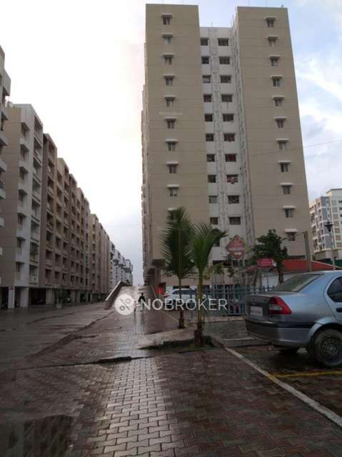 1 BHK Flat In Belcastle Society  for Rent  In  Mundhwa