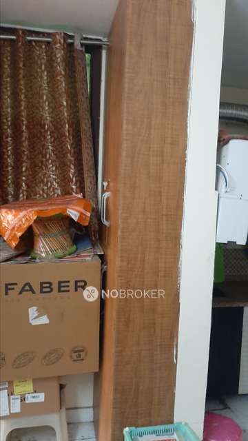 1 BHK Flat In East Platinum For Sale  In Sector 44, Noida