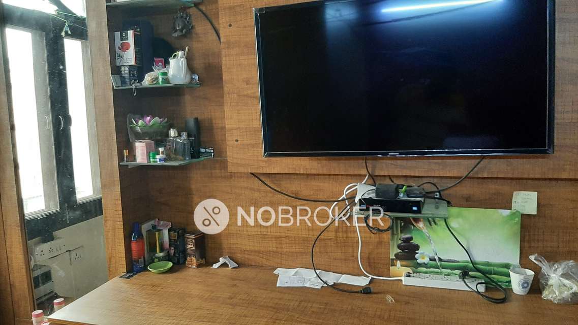 1 BHK Flat In East Platinum For Sale  In Sector 44, Noida