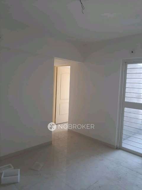 2 BHK Flat In Surabhi Iconica for Rent  In Chakan