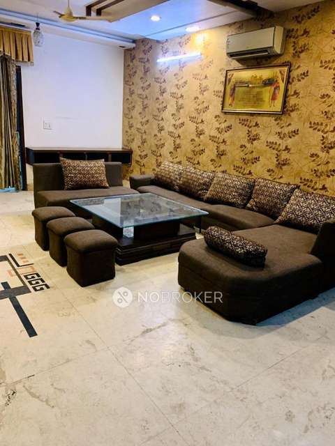 3 BHK Flat In Hargobind Enclave For Sale  In Karkardooma