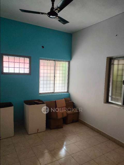 2 BHK Flat In Alakhnandha Apartment For Sale  In Anna Nagar