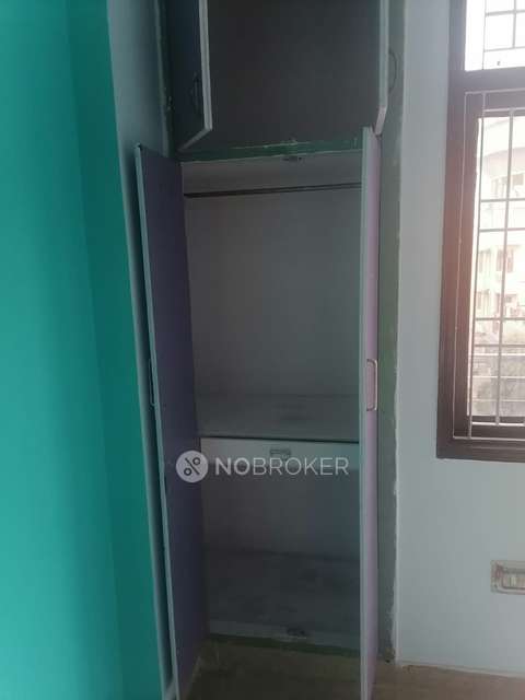 1 BHK Flat For Sale  In Shalimar Garden