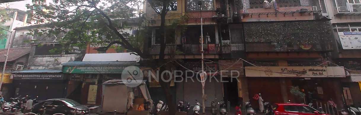 Showroom in 299, Abdul Rehman Street, Mumbai for Rent 