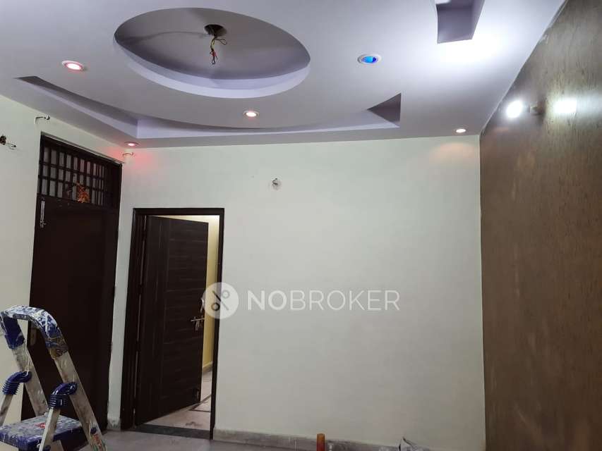 2 BHK Flat In Ap for Rent  In Rohitash Nagar East, Shahdara