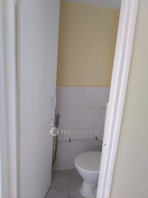 2 BHK Flat In Yashodha Apartments, Bavdhan for Rent  In Bavdhan