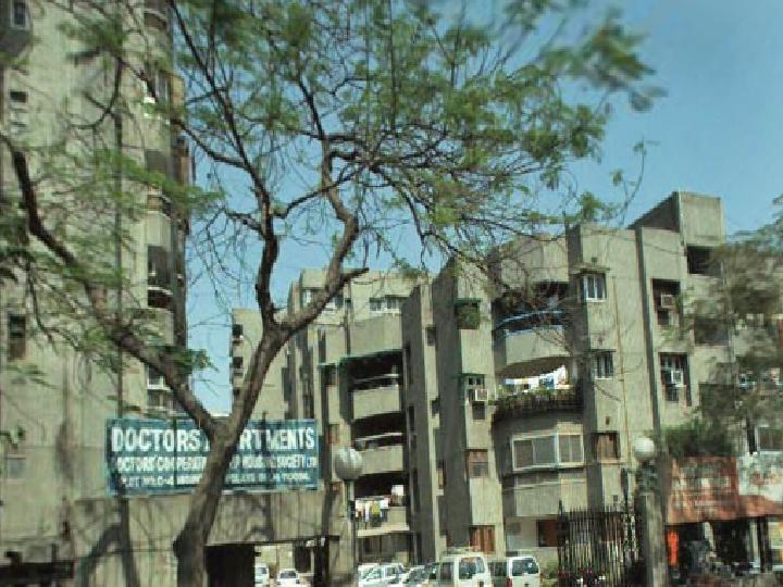 Doctors Apartment Vasundhara Enclave Rent WITHOUT BROKERAGE Fully