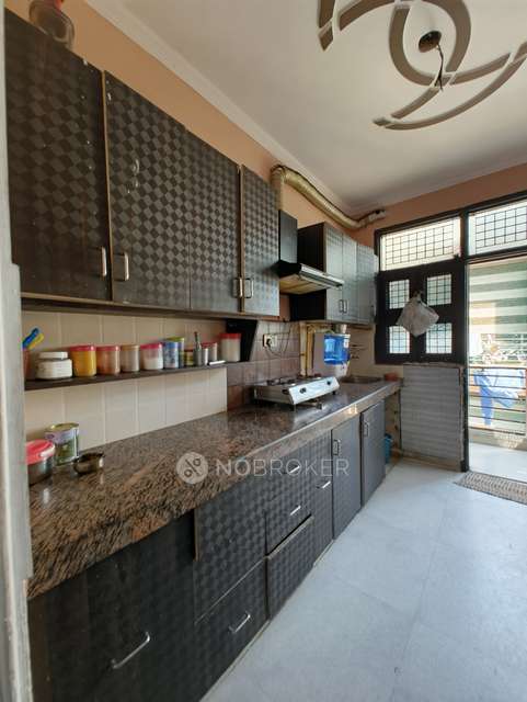 2 BHK Flat For Sale  In Janakpuri