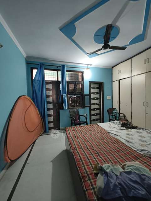2 BHK Flat For Sale  In Janakpuri