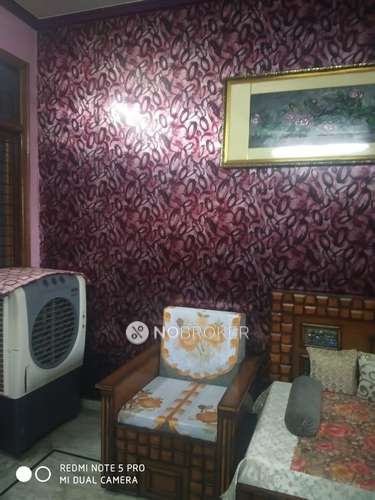 2 BHK Flat For Sale  In Geeta Colony