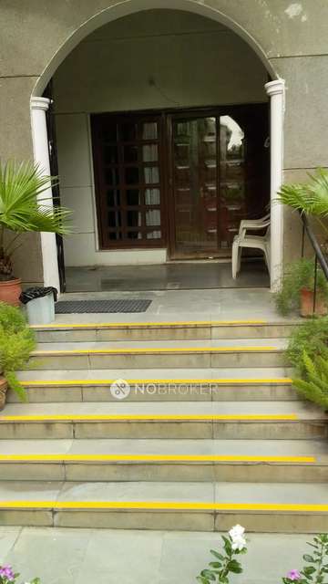 4+ BHK Flat For Sale  In Sector 14