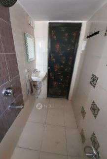 2 BHK Flat In Symbol Apartment For Sale  In 2rxf+qf8 Symbol Apartments, 14, Tertulian Rd, Off Doctor Peter Dias Road, Mount Mary, Bandra West, Mumbai, Maharashtra 400050, India