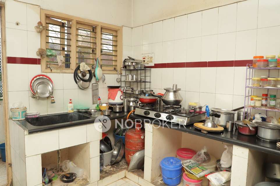 4+ BHK Flat For Sale  In Mathikere