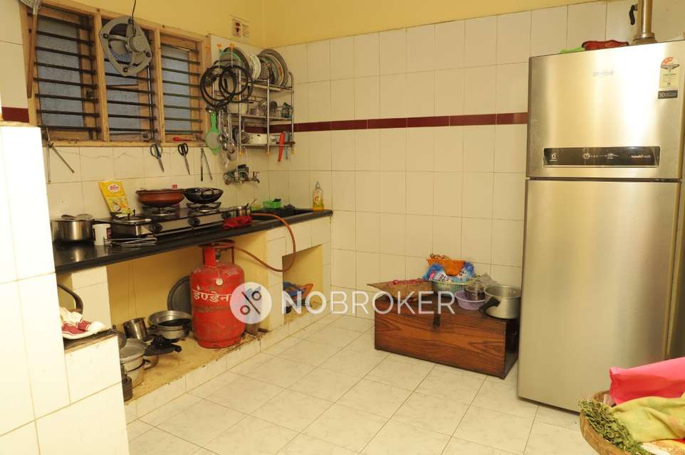 4+ BHK Flat For Sale  In Mathikere