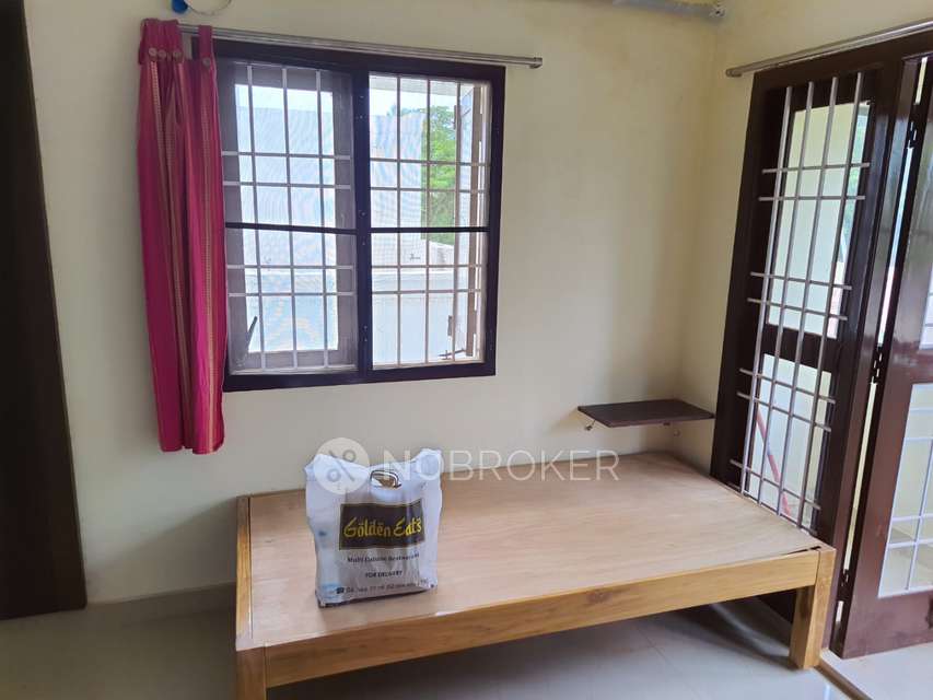 2 BHK Flat In  Amirtham Apartment for Rent  In Thiruvalluvar Nagar, Alandur