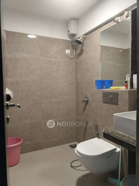 2 BHK Flat In Sunteck Gilbird For Sale  In Andheri West