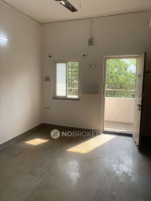 2 BHK Flat In Pawar Building for Rent  In Dhankawadi 