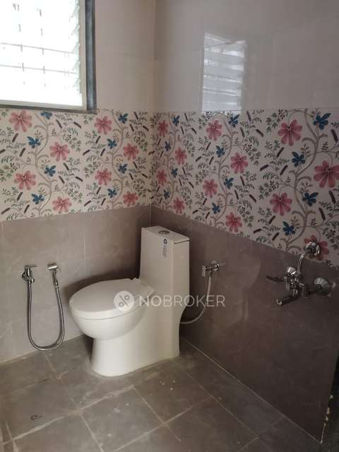 2 BHK Flat In 101, 1st Floor for Rent  In Choudhary Park