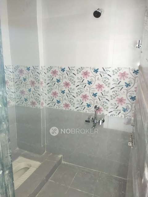 2 BHK Flat In 101, 1st Floor for Rent  In Choudhary Park