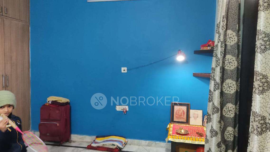 3 BHK Flat In Indraprastha Colony Extesion 2 For Sale  In Indraprastha Colony