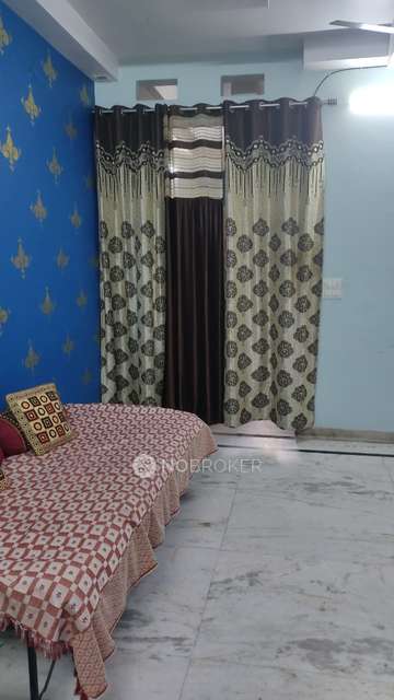 3 BHK Flat In Indraprastha Colony Extesion 2 For Sale  In Indraprastha Colony