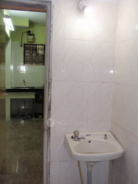 1 BHK Flat In Tirupati Complex For Sale  In Boriwali West
