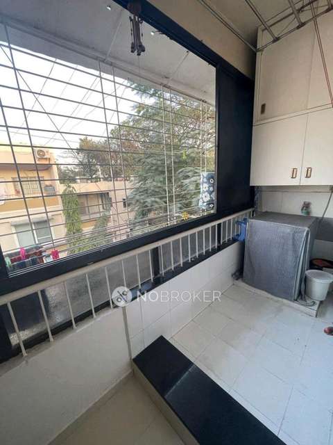 2 BHK Flat In Anand Park Society For Sale  In Guru Nanak Nagar