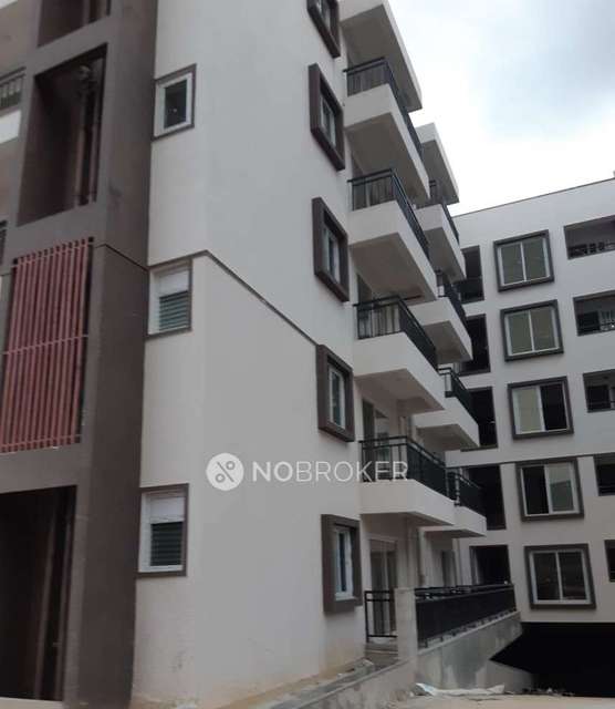 2 BHK Flat In Whistling Woods, Yelahanka For Sale  In Yelahanka