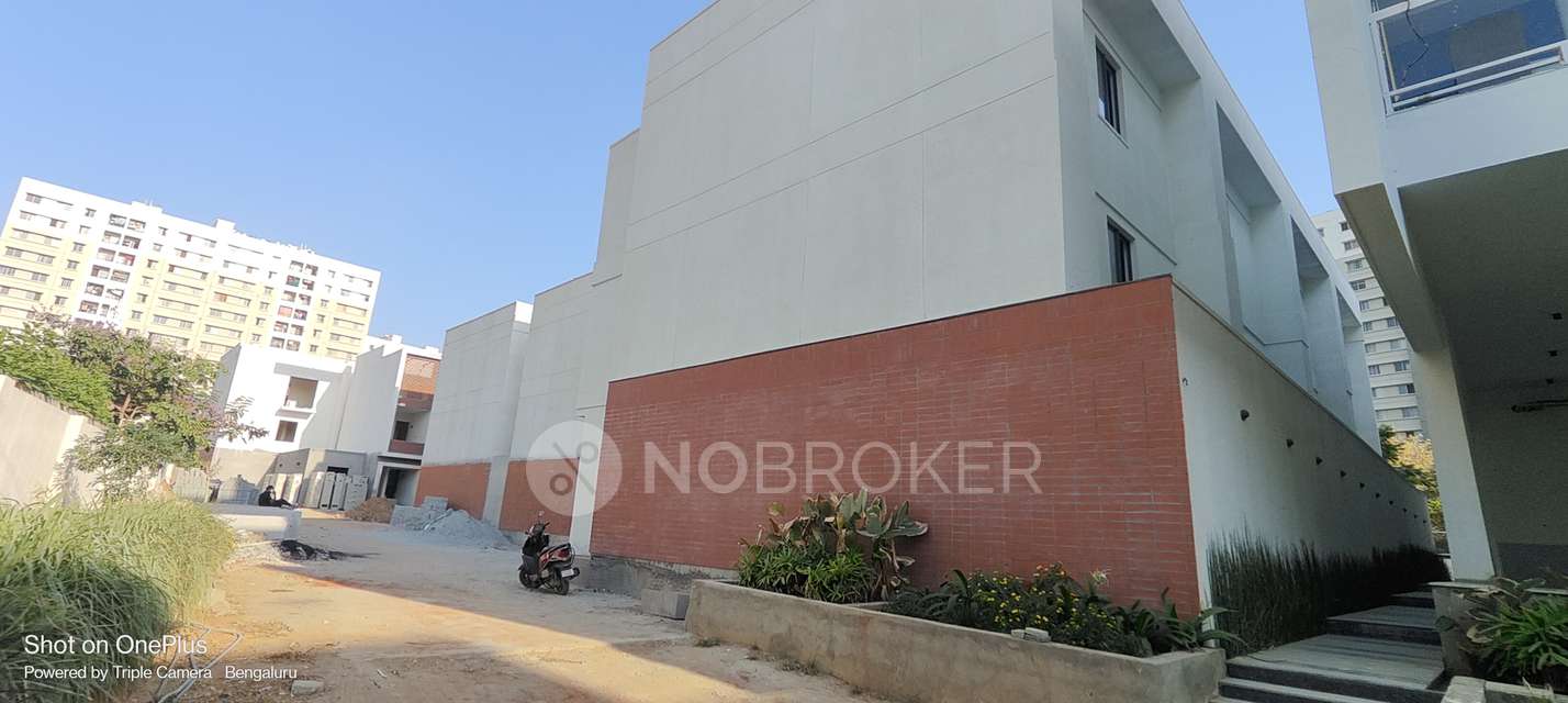 4 BHK Villa In Amber Meadows  For Sale  In Balagere