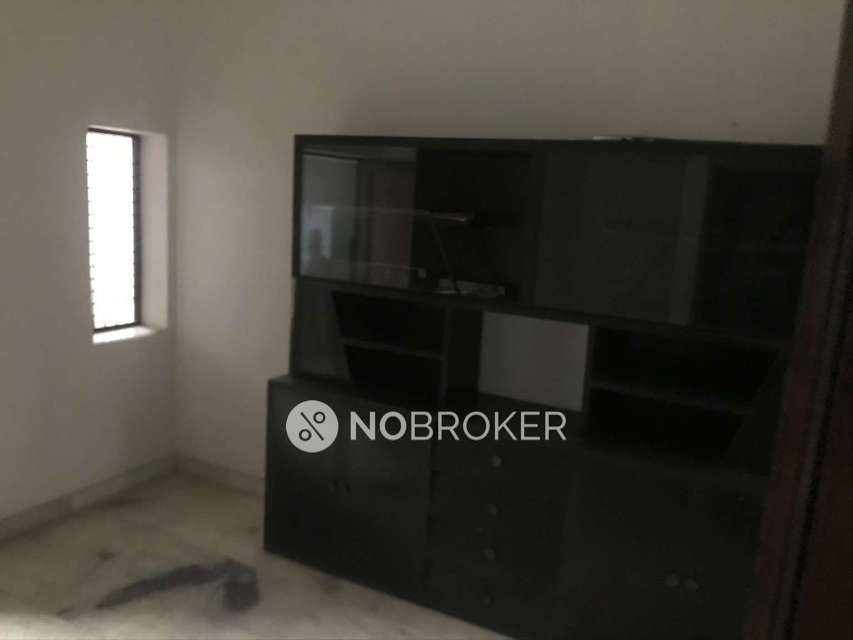 3 BHK Flat In Surya Appartment For Sale  In  Kalkaji