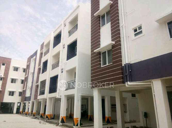 Gems Court, Raghava Rams, Parutipattu Vellamal Vidhyalaya, Paruthupaatu