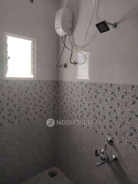 1 BHK Flat In Standalone Building  for Rent  In Loni Kalbhor