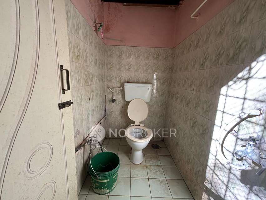 2 BHK Flat In Taraka Towers For Sale  In West Marredpally