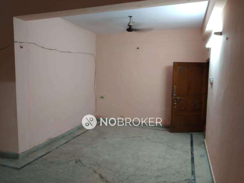 2 BHK Flat In Taraka Towers For Sale  In West Marredpally