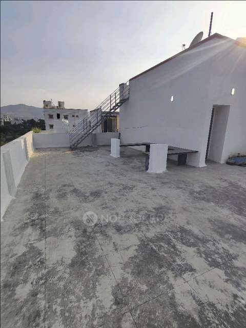 1 BHK Flat In Standalone Building    for Rent  In Uruli Devachi